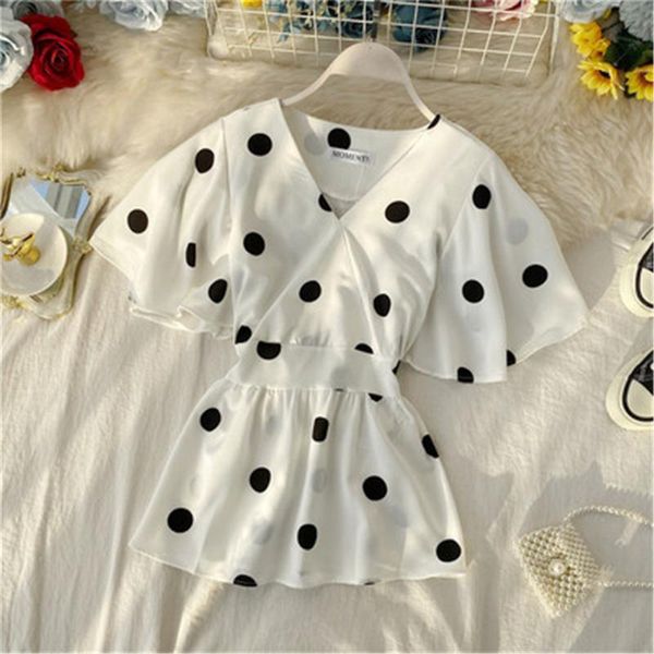 2020 korean fashion women autumn skinny shirts butterfly sleeve v-neck polka dot print slim shirt ruffles elegant blouse, White
2020 korean fashion women autumn skinny shirts butterfly sleeve v-neck polka dot print slim shirt ruffles elegant blouse, White