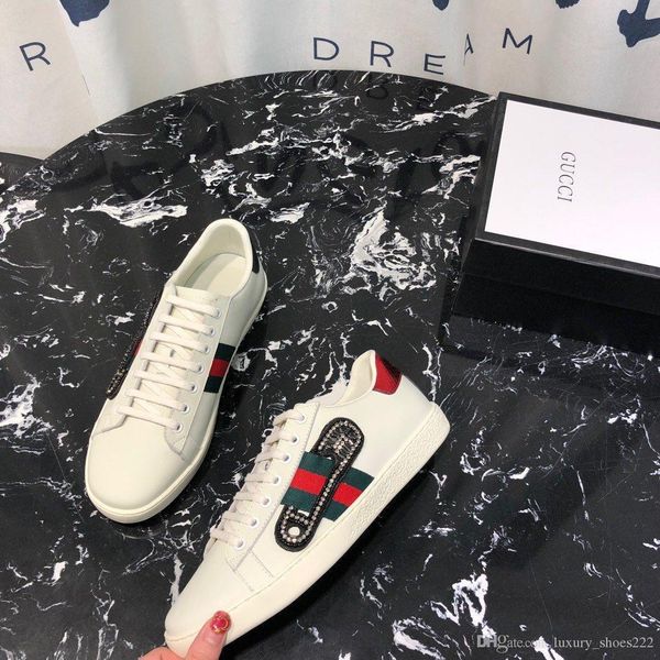 size 35-45, with original box, r luxury casual sports men's shoes, fashionable ace sneakers, comfortable and breathable
size 35-45, with original box, r luxury casual sports men's shoes, fashionable ace sneakers, comfortable and breathable