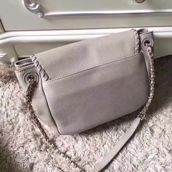star with the same female designer luxury fashion ladies wrestling leather handbag personality slung shoulder bag 24*20*8.5
star with the same female designer luxury fashion ladies wrestling leather handbag personality slung shoulder bag 24*20*8.5