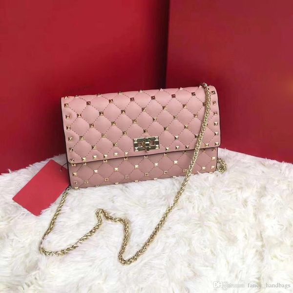 2018 famous designer to quality bags rivet studded shoulder bag women clutch rivets bag handbag famous design luxury
2018 famous designer to quality bags rivet studded shoulder bag women clutch rivets bag handbag famous design luxury