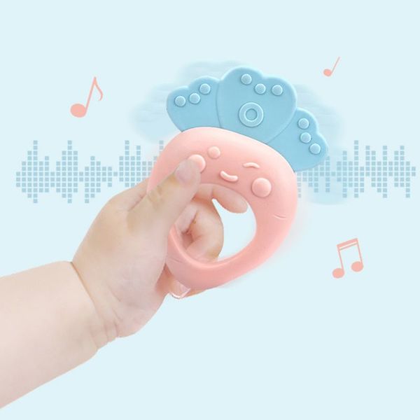 baby teether rattle toy 0-12 months baby molar stick toy set can be sterilized and can be stored
baby teether rattle toy 0-12 months baby molar stick toy set can be sterilized and can be stored