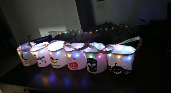 the latest models with lights, 7 styles, creative halloween candy buckets, portable cartoon canvas bags, candy bags, festive stereo props ba
the latest models with lights, 7 styles, creative halloween candy buckets, portable cartoon canvas bags, candy bags, festive stereo props ba