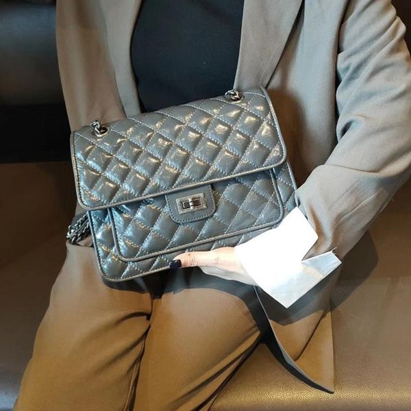 small fragrant leather women's bags linger head layer cowhide one shoulder oblique satchel lady tide small square bag
small fragrant leather women's bags linger head layer cowhide one shoulder oblique satchel lady tide small square bag