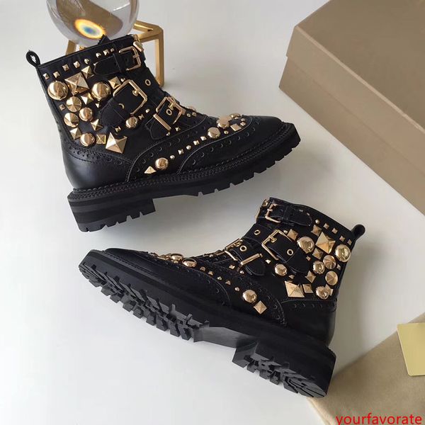 fashion luxury designer boots women genuine leather zipper winter boots new brand designer women spike martin boots metal chain casual shoes
fashion luxury designer boots women genuine leather zipper winter boots new brand designer women spike martin boots metal chain casual shoes