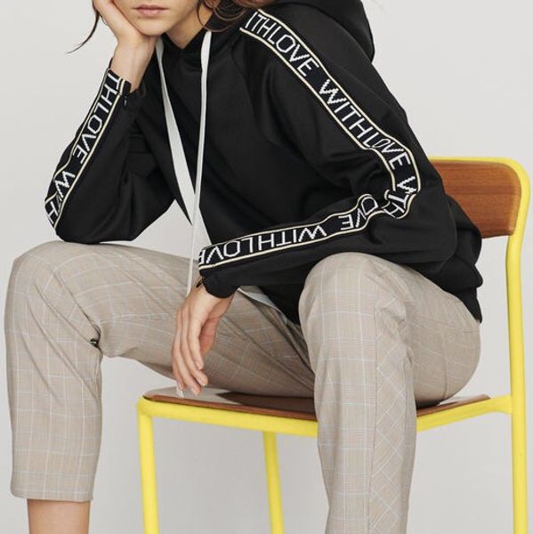 2019 spring new fashion long sleeve letter print women simple casual hooded hoodies, Black
2019 spring new fashion long sleeve letter print women simple casual hooded hoodies, Black