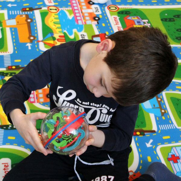 3d large intellect puzzle ball maze game for children educational metal toy wooden learning creativity kids from 1-3 boys girls y200414
3d large intellect puzzle ball maze game for children educational metal toy wooden learning creativity kids from 1-3 boys girls y200414