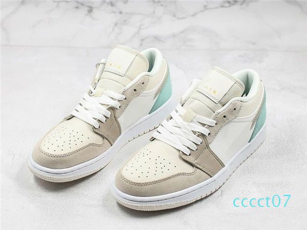 2020 wholesale women men 1s basketball shoes 1 low paris misty blue light grey sports designer trainers athletic shoes sports ct07
2020 wholesale women men 1s basketball shoes 1 low paris misty blue light grey sports designer trainers athletic shoes sports ct07