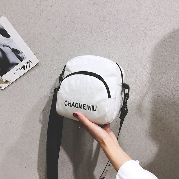 vintage sense girl jumpy bag messenger bag female korean version brush street jumpy small shoulder canvas
vintage sense girl jumpy bag messenger bag female korean version brush street jumpy small shoulder canvas