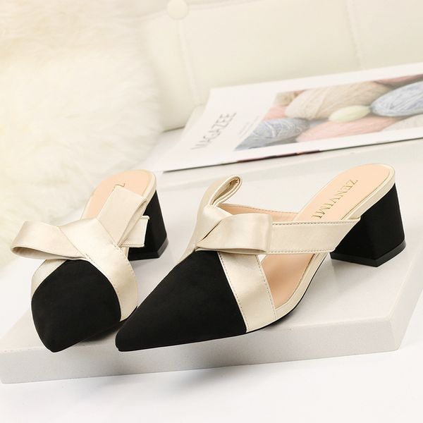 chunky heel women slippers faux suede bowtie women slippers pointed toe women's slipper chunky heel woman slipper elegant woman sandal, Black
chunky heel women slippers faux suede bowtie women slippers pointed toe women's slipper chunky heel woman slipper elegant woman sandal, Black