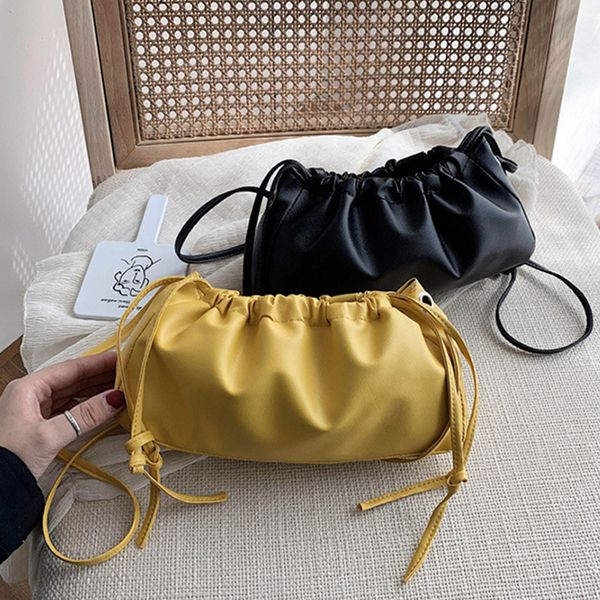 drawstring дизайн облака crossbody сумка женщина 2020 новые плиссированной плеча сумка женщины цвет конфета сумка женская сложите мешок
drawstring дизайн облака crossbody сумка женщина 2020 новые плиссированной плеча сумка женщины цвет конфета сумка женская сложите мешок
