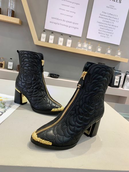 new luxury women's shoes fashion design brand winter women's boots height to calf high heel platform jrsdg, Black
new luxury women's shoes fashion design brand winter women's boots height to calf high heel platform jrsdg, Black