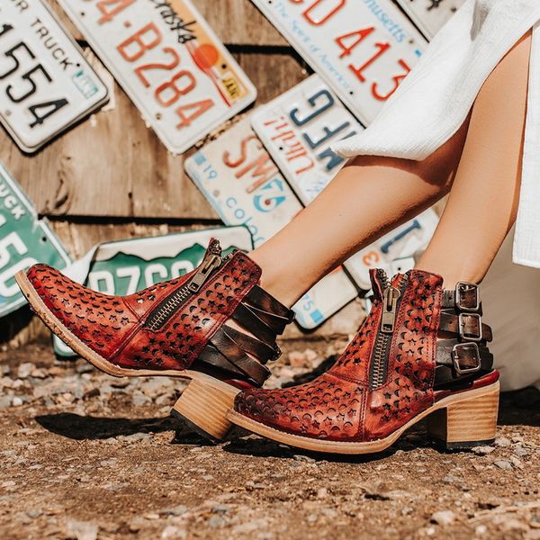 heflashor women boots hollow zipper pointed retro fashion trend shoes not tied with sets of casual shoes romanwomen ankle boots, Black
heflashor women boots hollow zipper pointed retro fashion trend shoes not tied with sets of casual shoes romanwomen ankle boots, Black