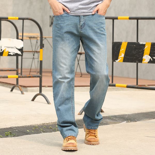 2020 men's brand jeans blue mens retro baggy jeans hip hop loose skateboard denim pants brand clothes size 29-42
2020 men's brand jeans blue mens retro baggy jeans hip hop loose skateboard denim pants brand clothes size 29-42