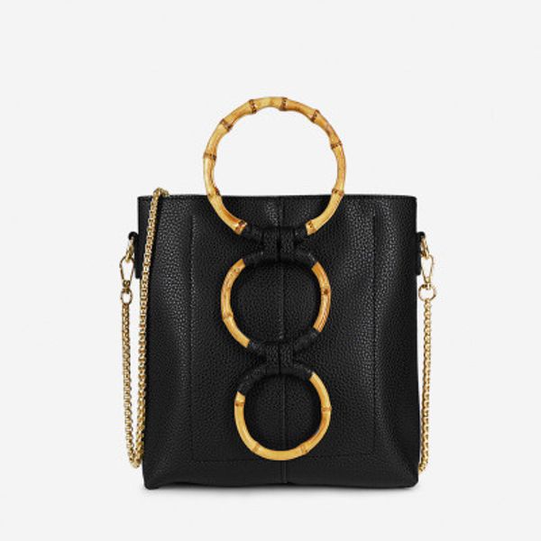 new fashion shoulder bag round ring wooden handle bag women bucket famous designer personality big messenger totes
new fashion shoulder bag round ring wooden handle bag women bucket famous designer personality big messenger totes