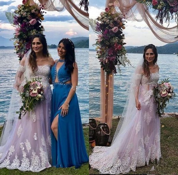 2019 Modest Off Shoulder Full Applique Full length Beach Party Bridal Colorful Wedding Gown Country Lavender Lace Wedding Dresses
2019 Modest Off Shoulder Full Applique Full length Beach Party Bridal Colorful Wedding Gown Country Lavender Lace Wedding Dresses