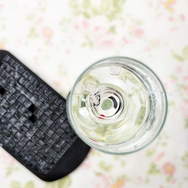силиконовые ice cube плесень 160 сетка малого ice maker крошки ice cube лотки шоколадных прессформы чайник для кухни бар партии напитков
силиконовые ice cube плесень 160 сетка малого ice maker крошки ice cube лотки шоколадных прессформы чайник для кухни бар партии напитков
