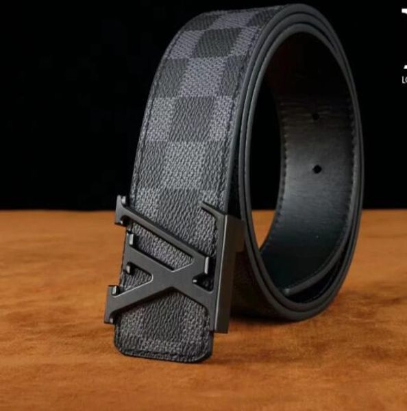 2020 fashion real leather aollyt smooth buckle belts men design belts style high brand waistbands without 662, Black;brown
2020 fashion real leather aollyt smooth buckle belts men design belts style high brand waistbands without 662, Black;brown