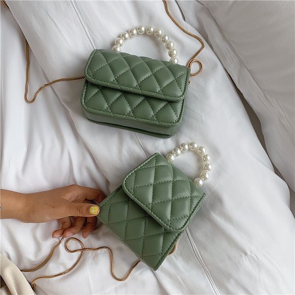 2020 female small quilted totes pearls handle thread bags women diamond lattice shoulder messenger bag mini purses
2020 female small quilted totes pearls handle thread bags women diamond lattice shoulder messenger bag mini purses
