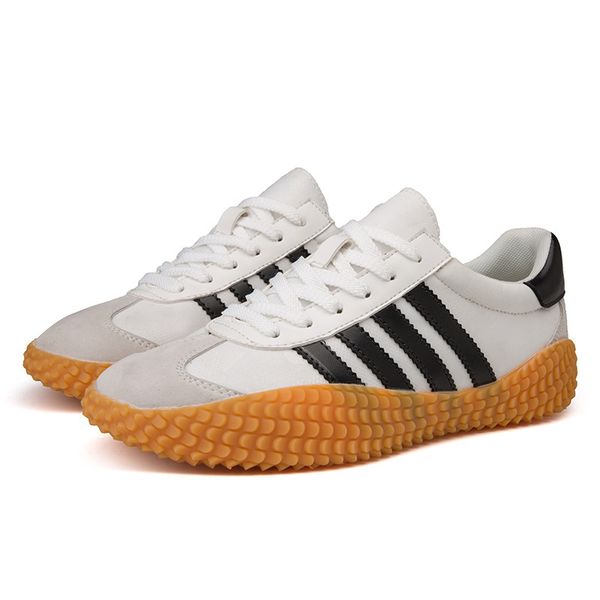 summer men's shoes wild breathable sports shoes wear flat men's casual comfortable non-slip canvas, Black
summer men's shoes wild breathable sports shoes wear flat men's casual comfortable non-slip canvas, Black