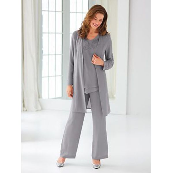 gray mother of the bride groom dresses for weddings 2020 with jacket 3 pieces pant suits wedding party guest vestido de madrinha, Black;red
gray mother of the bride groom dresses for weddings 2020 with jacket 3 pieces pant suits wedding party guest vestido de madrinha, Black;red