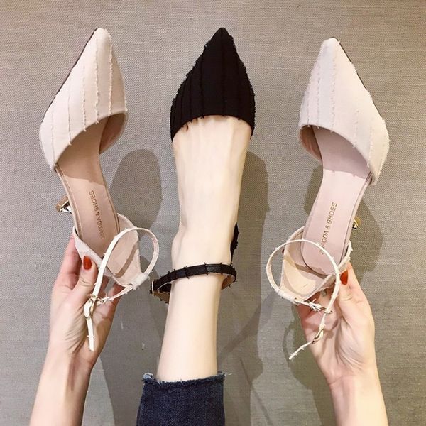 2020 sandalias femeninas high heels flock pointed women pumps high heels female summer shoes female sandals mujer y22-39, Black
2020 sandalias femeninas high heels flock pointed women pumps high heels female summer shoes female sandals mujer y22-39, Black