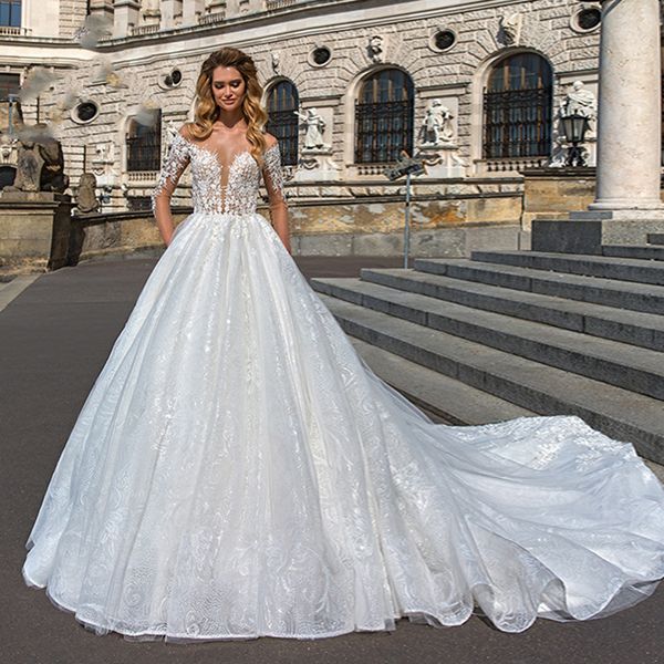modest chapel train lace a line wedding dress 2019 scoop neck princess long sleeve bride gowns vestido de noiva, White
modest chapel train lace a line wedding dress 2019 scoop neck princess long sleeve bride gowns vestido de noiva, White