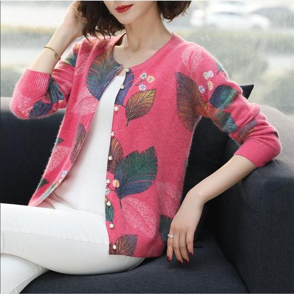 middle aged women 2020 spring autumn knitted cashmere sweater coat mother's clothing female print casual short cardigans h311, White
middle aged women 2020 spring autumn knitted cashmere sweater coat mother's clothing female print casual short cardigans h311, White
