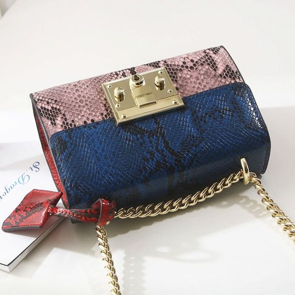 new fashion leather women's bag casual one-shoulder diagonal across the color woman bag serpentine chain small square tide
new fashion leather women's bag casual one-shoulder diagonal across the color woman bag serpentine chain small square tide