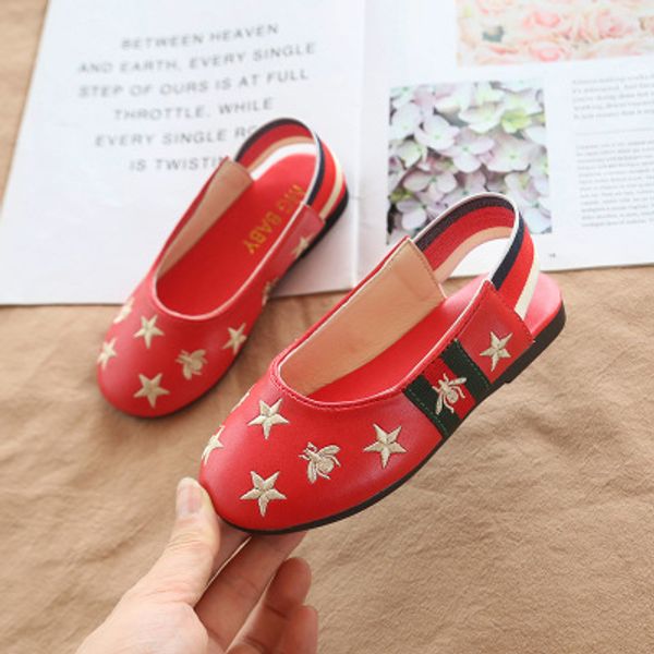 children summer sandals girls designer star with bee embroidery peincess shoes girls luxury slip on shoes fashion sandals quanlity, Black;grey
children summer sandals girls designer star with bee embroidery peincess shoes girls luxury slip on shoes fashion sandals quanlity, Black;grey