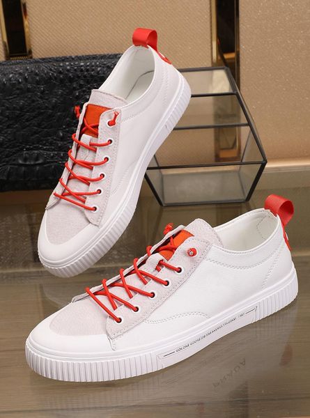 new season designe shoe fashionable lightweight young men flats men's latest series of leisure shoes, Black
new season designe shoe fashionable lightweight young men flats men's latest series of leisure shoes, Black