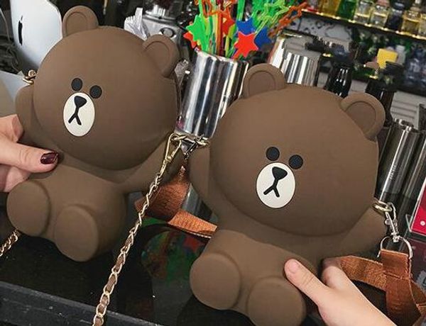 2020 designer new female bag luxury bear mobile phone bag parent-child single shoulder messenger bag cartoon cute trend in stock
2020 designer new female bag luxury bear mobile phone bag parent-child single shoulder messenger bag cartoon cute trend in stock