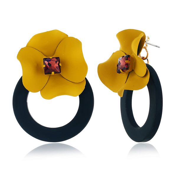 korean version of simple fashion personality flower ear nails female exaggerated chao ren earrings korean girl heart earrings, Golden
korean version of simple fashion personality flower ear nails female exaggerated chao ren earrings korean girl heart earrings, Golden