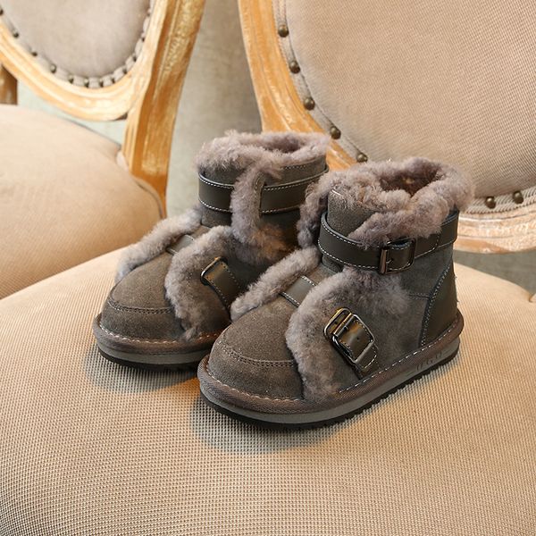2019 winter new children' snow boots zhongbang cotton boots boys and girls leather wool, Black;grey
2019 winter new children' snow boots zhongbang cotton boots boys and girls leather wool, Black;grey