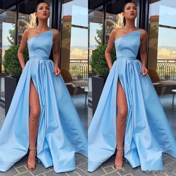 simple light sky blue a-line prom dresses strapless high side split formal dress evening party gowns robes de soriee, Black;red
simple light sky blue a-line prom dresses strapless high side split formal dress evening party gowns robes de soriee, Black;red