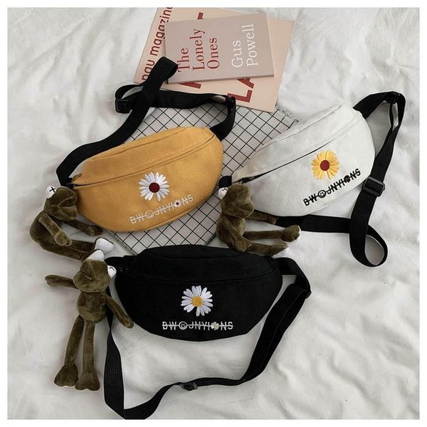 small daisy crossbody bag 2020 new fashion wild embroidered small bag female net red chest
small daisy crossbody bag 2020 new fashion wild embroidered small bag female net red chest