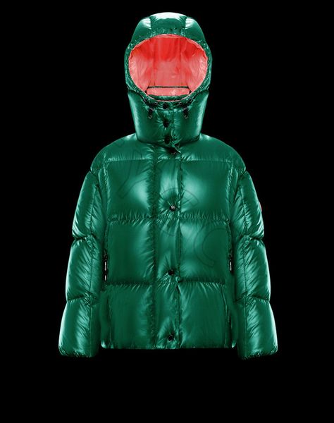 2020 popular warm, light and comfortable women's down jacket with removable hat in patent leather ing, Black
2020 popular warm, light and comfortable women's down jacket with removable hat in patent leather ing, Black