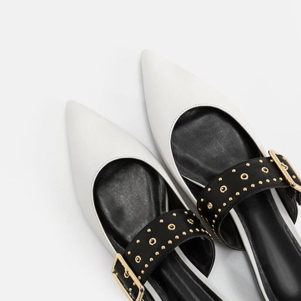 brand designer c# luxury k# women shoes 2020 europe est metal rivets pointed shoes lady fashion shoes sandals slippers, Black
brand designer c# luxury k# women shoes 2020 europe est metal rivets pointed shoes lady fashion shoes sandals slippers, Black