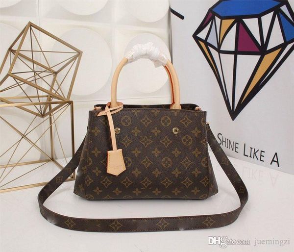 lovuitto monograms hand bag montaigne bb m41055 women's handbag size:29 x 20 x 13 cm
lovuitto monograms hand bag montaigne bb m41055 women's handbag size:29 x 20 x 13 cm