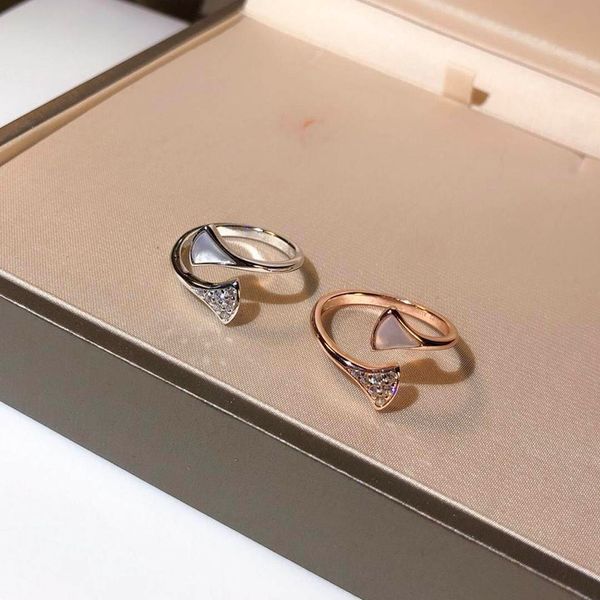fahmi 100% 925 sterling silver plated white gold classic shell skirt simple elegant adjustable ring party wedding gift ing
fahmi 100% 925 sterling silver plated white gold classic shell skirt simple elegant adjustable ring party wedding gift ing