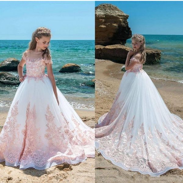 2019 blush pink lace girls pageant appliques a line sheer neck sweep train flower girls teens birthday party communion gowns, White;blue
2019 blush pink lace girls pageant appliques a line sheer neck sweep train flower girls teens birthday party communion gowns, White;blue