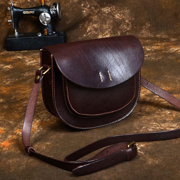 authentic leather women's bag, single-shoulder, single-shoulder, cross-covered cowhide
authentic leather women's bag, single-shoulder, single-shoulder, cross-covered cowhide