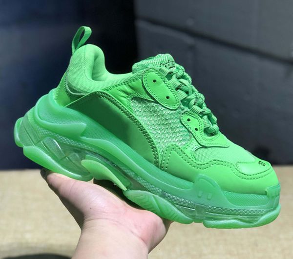 2020 designer casual shoes sneakers cushion triple s 3.0 combination nitrogen outsole crystal bottom dad sport shoes casual shoes
2020 designer casual shoes sneakers cushion triple s 3.0 combination nitrogen outsole crystal bottom dad sport shoes casual shoes