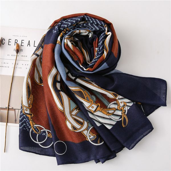 180*90cm Elegant retro style fashion versatile cotton scarf women Spring autumn royal blue chain four grid splicing shawl
180*90cm Elegant retro style fashion versatile cotton scarf women Spring autumn royal blue chain four grid splicing shawl