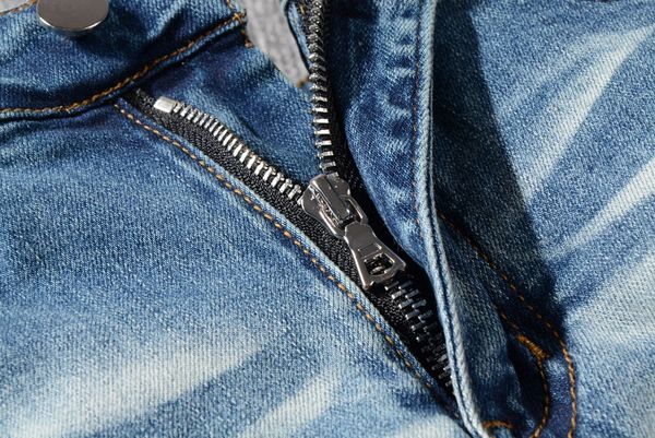 2020 new style brand new mens jeans distressed ripped biker jeans slim fit motorcycle biker denim jeans fashion designer pants 1501, Blue
2020 new style brand new mens jeans distressed ripped biker jeans slim fit motorcycle biker denim jeans fashion designer pants 1501, Blue