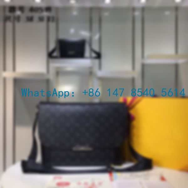 m40565 in 2020 the new one-shoulder cross-body bag for men will be the postman bag with a large volume flip cover
m40565 in 2020 the new one-shoulder cross-body bag for men will be the postman bag with a large volume flip cover