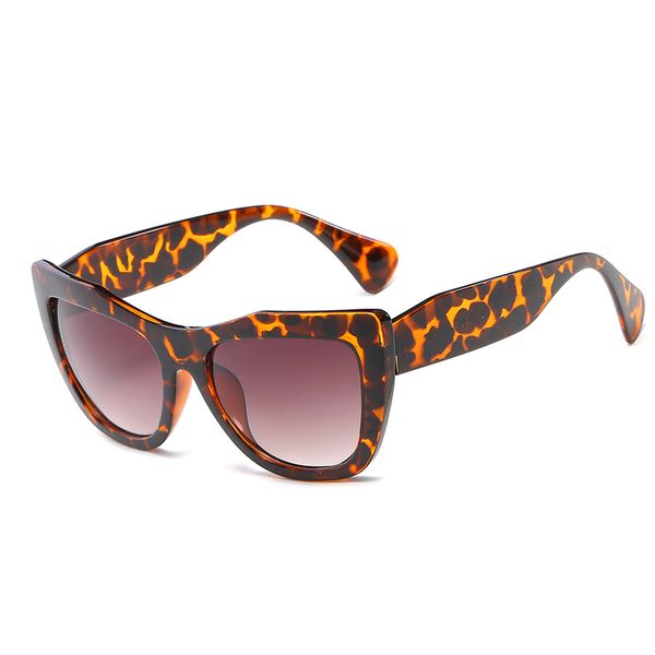 cat eye classic brand sunglasses women selling sun glasses vintage oculos ce uv400, White;black
cat eye classic brand sunglasses women selling sun glasses vintage oculos ce uv400, White;black