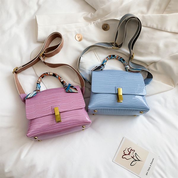 brand original design handbag 2020 new fashion texture shoulder messenger bag stone square bag
brand original design handbag 2020 new fashion texture shoulder messenger bag stone square bag