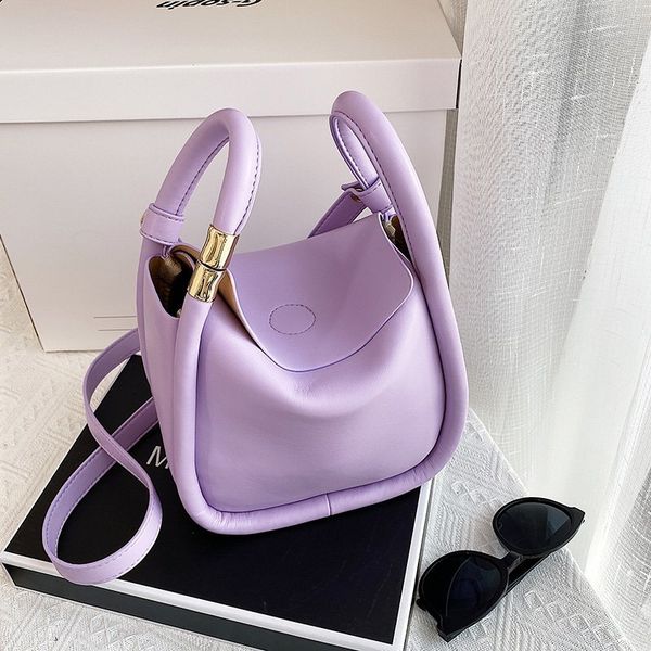 новые кожи плеча сумки повседневные сумки totes горячие сумки женщин большой емкости женский crossbody tote
новые кожи плеча сумки повседневные сумки totes горячие сумки женщин большой емкости женский crossbody tote