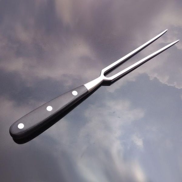 вилка барбекю из нержавеющей стали многофункциональная говядина баранина западная мясная вилка кухня термостойкость с деревянной ручкой 
вилка барбекю из нержавеющей стали многофункциональная говядина баранина западная мясная вилка кухня термостойкость с деревянной ручкой