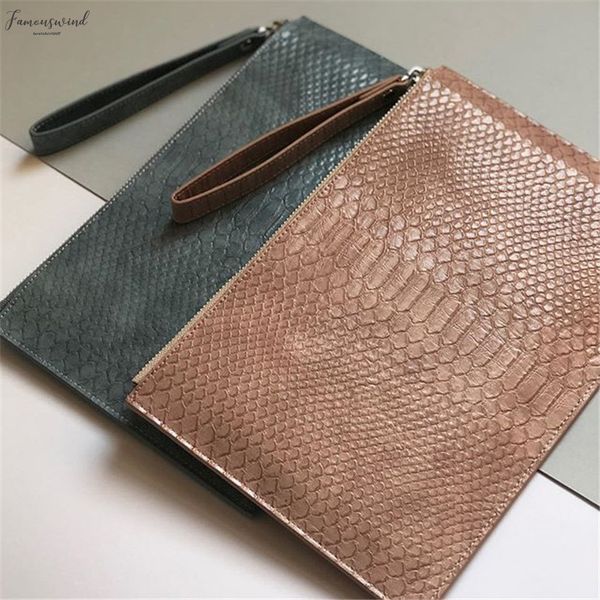 new python leather envelope bag women daily makeup clutch purse soft pouch casual wallet selling banquet clutch
new python leather envelope bag women daily makeup clutch purse soft pouch casual wallet selling banquet clutch
